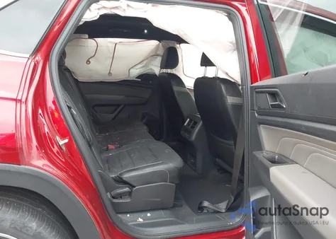 2023 Volkswagen Atlas Cross Sport 3.6L V6 Sel Premium R-Line z USA, uszkodzony, nr VIN 1V2FE2CA4PC206702